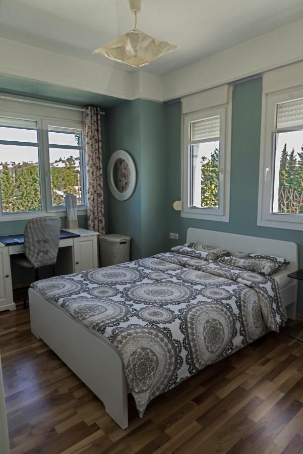 Lovely Apartm.Near Airport Kardia Exterior foto